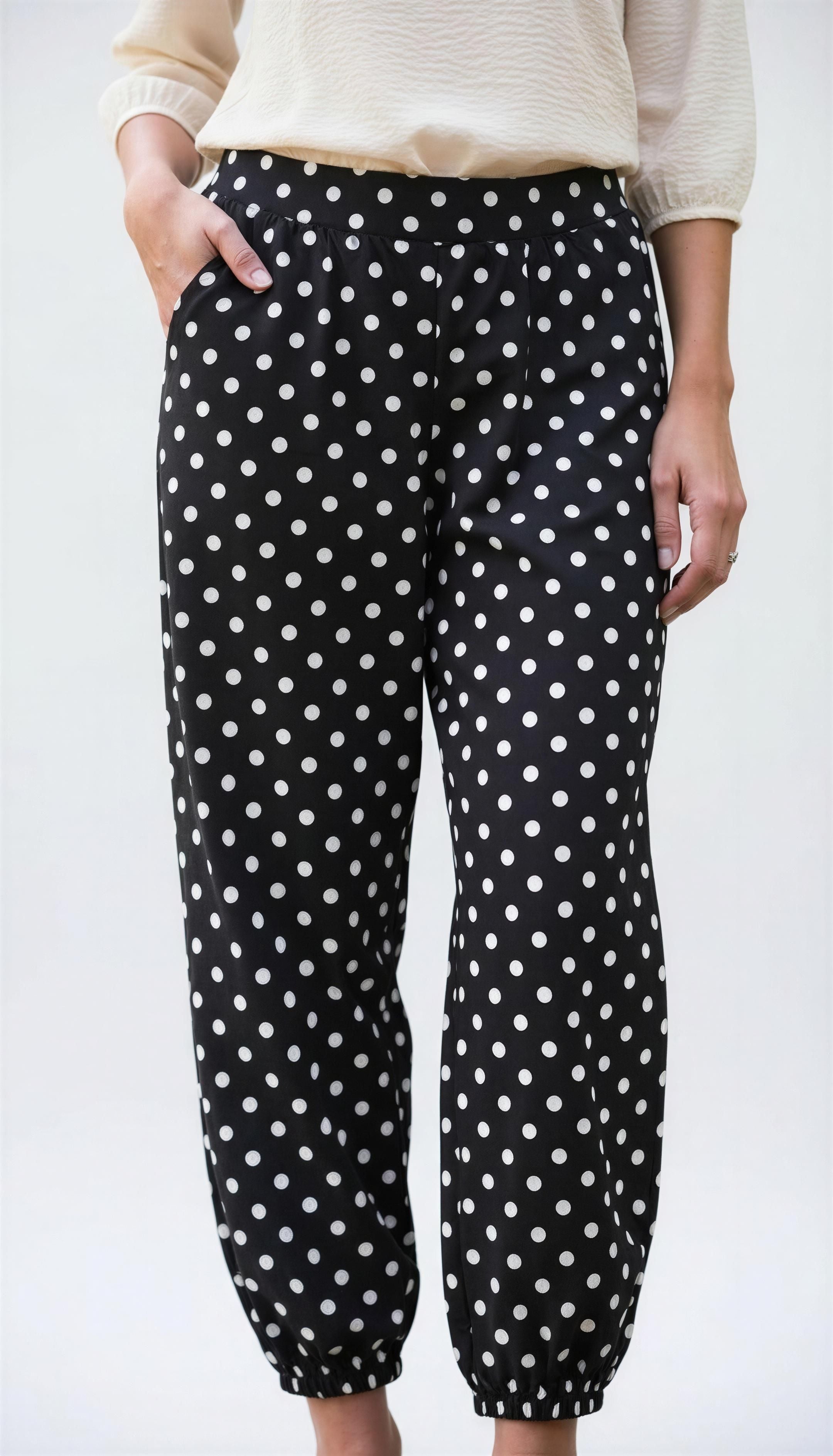 Pantalón bomber lunares